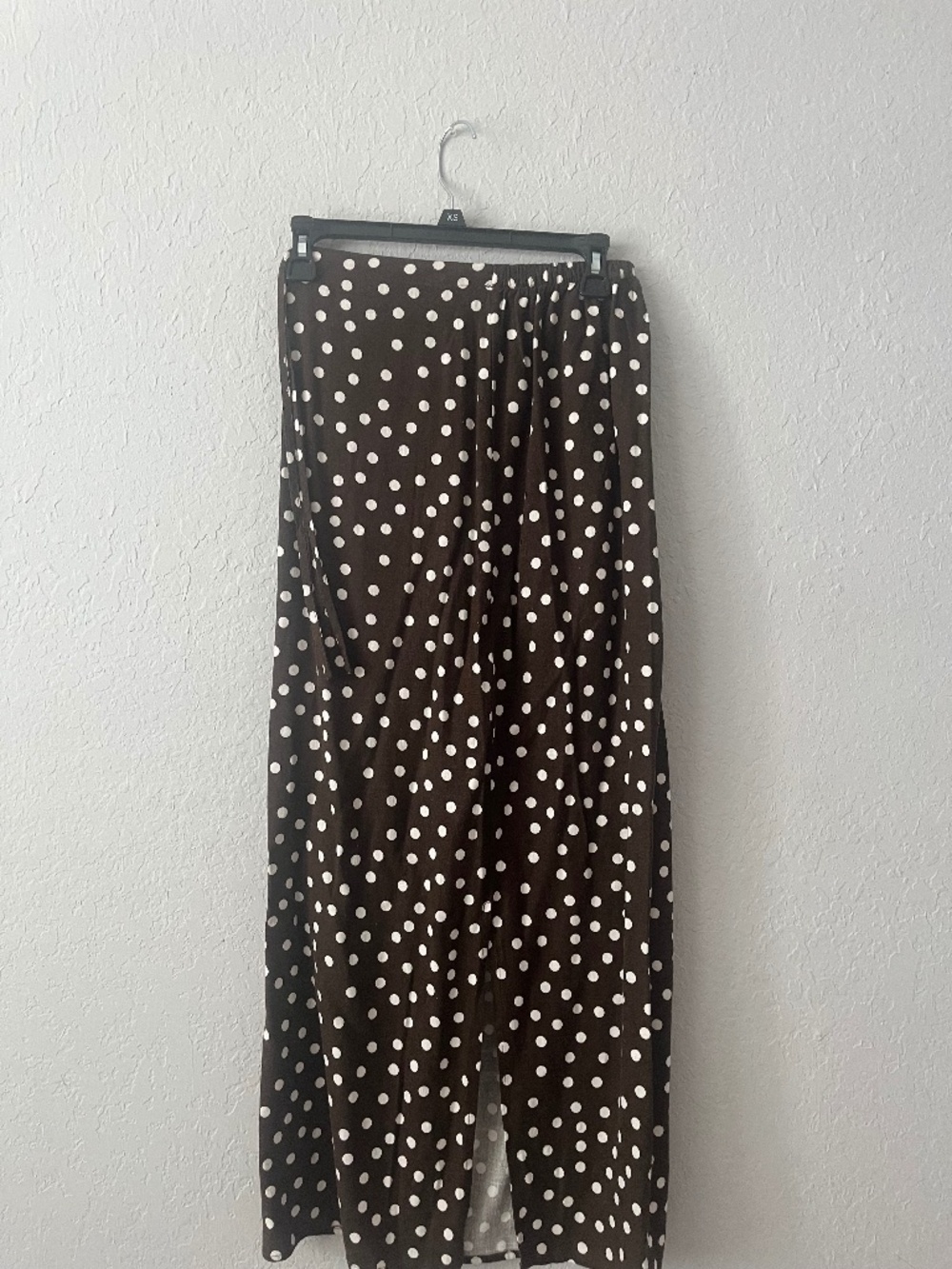 Y2K brown polka dot xs maxi skirt with slit